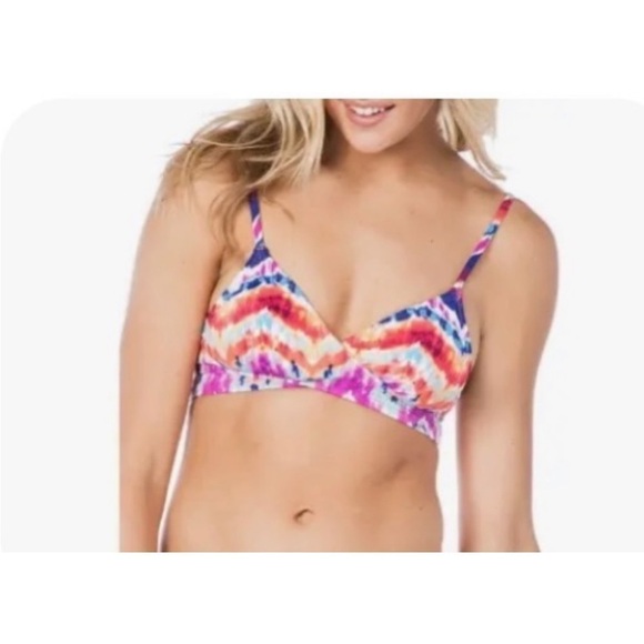Hobie Chevron Ikat Print Bikini Top, has a wrap around strap & shoulder straps - Picture 3 of 16